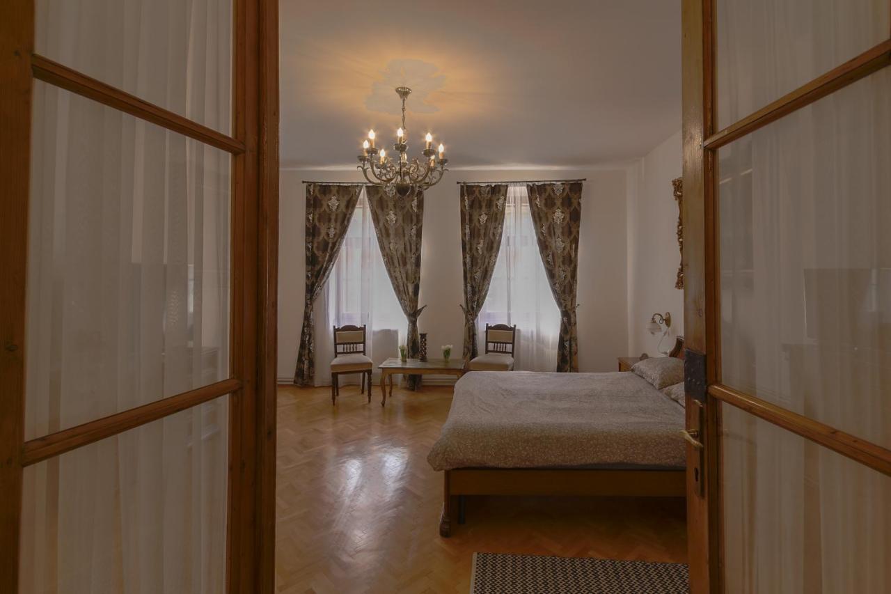 Illo Tempore - Ultracentral Apartment Sighişoara Buitenkant foto